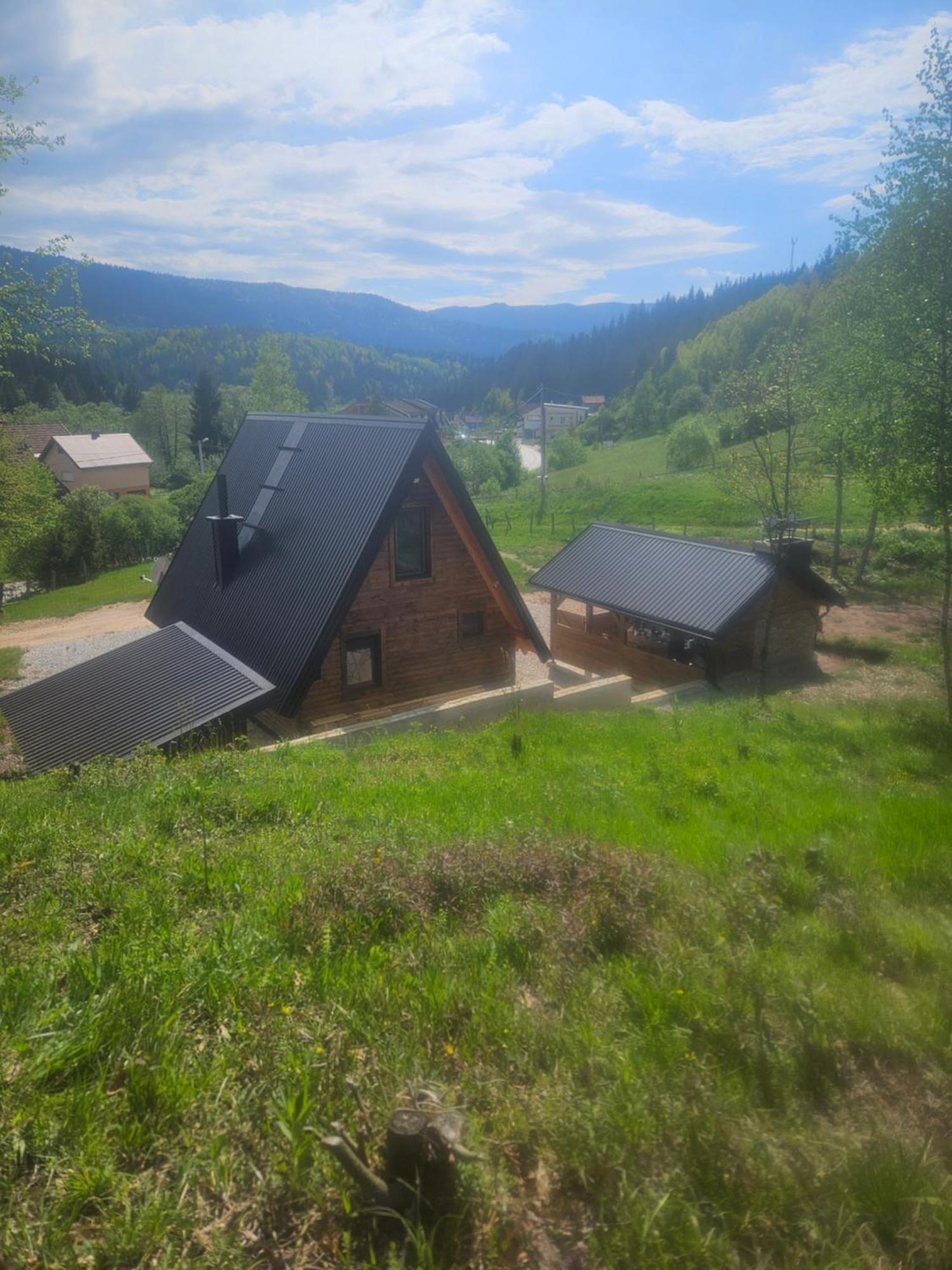 Vikendica Iva Počitniška hiša *